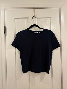 Aritzia (Sunday Best) Classic Women's Navy Crewneck Tee